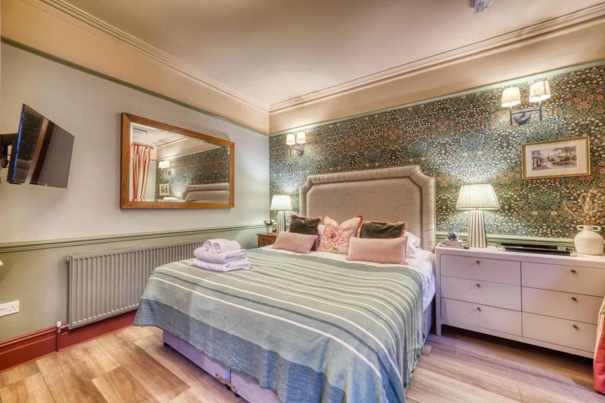 The Bluebell Hotel Bath Exterior photo